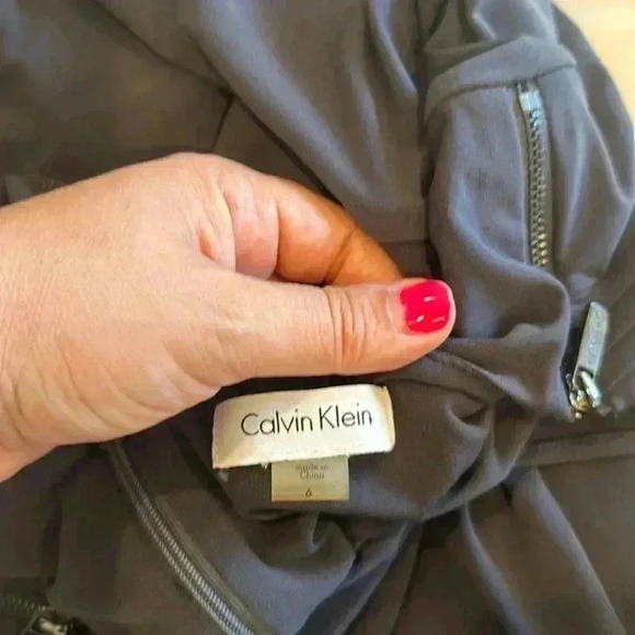 NWT Calvin Klein Charcoal Jumpsuit Zip Shoulders Sz 6 - Picture 7 of 8